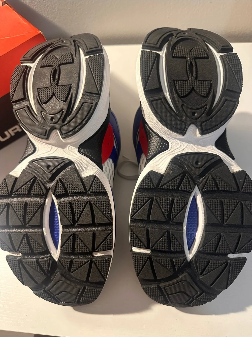 Under Armour new under